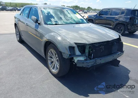 2018 Chrysler 300 Touring L из США, поврежденный, VIN 2C3CCAAG6JH117444